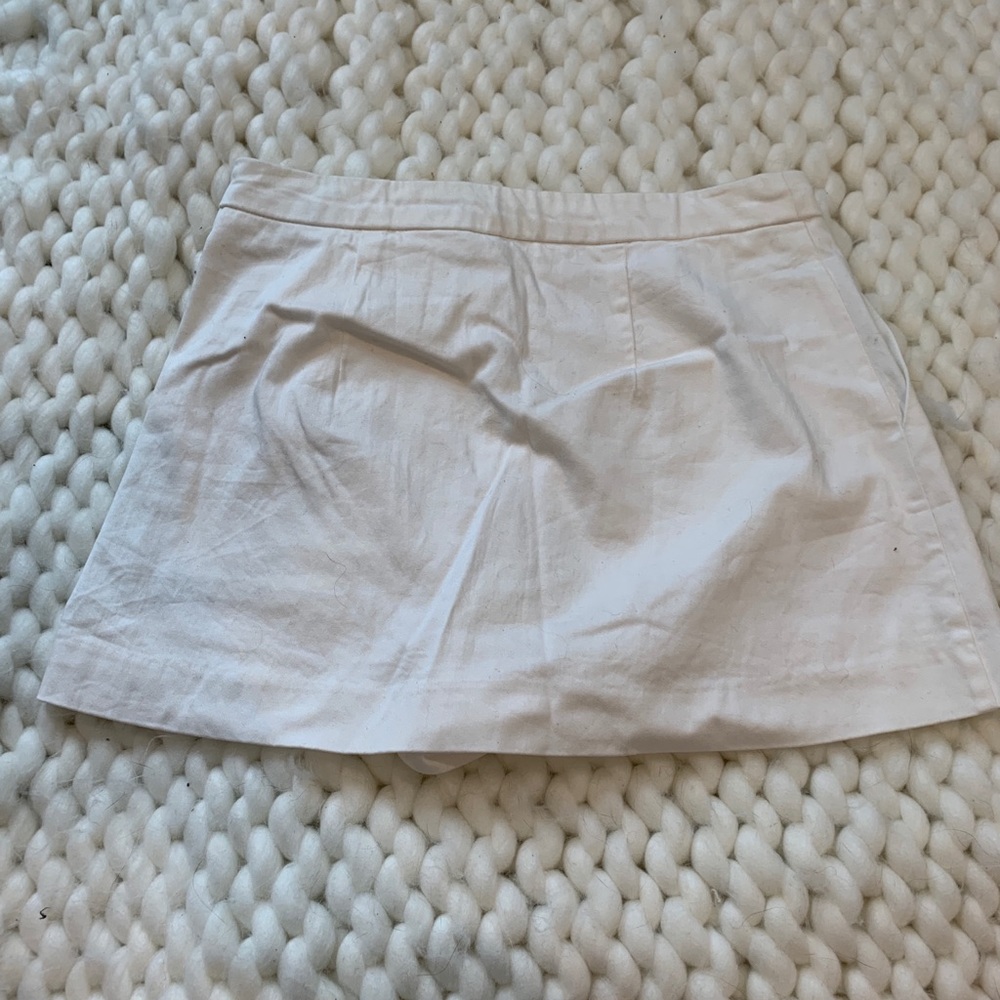 Skirt with shirts underneath